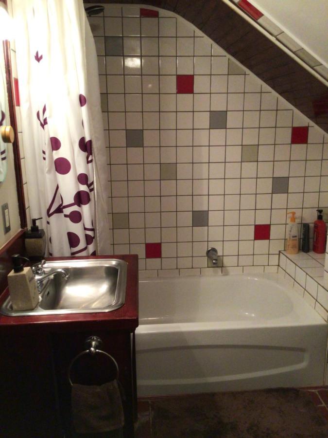 Nisku Guest House Bagian luar foto
